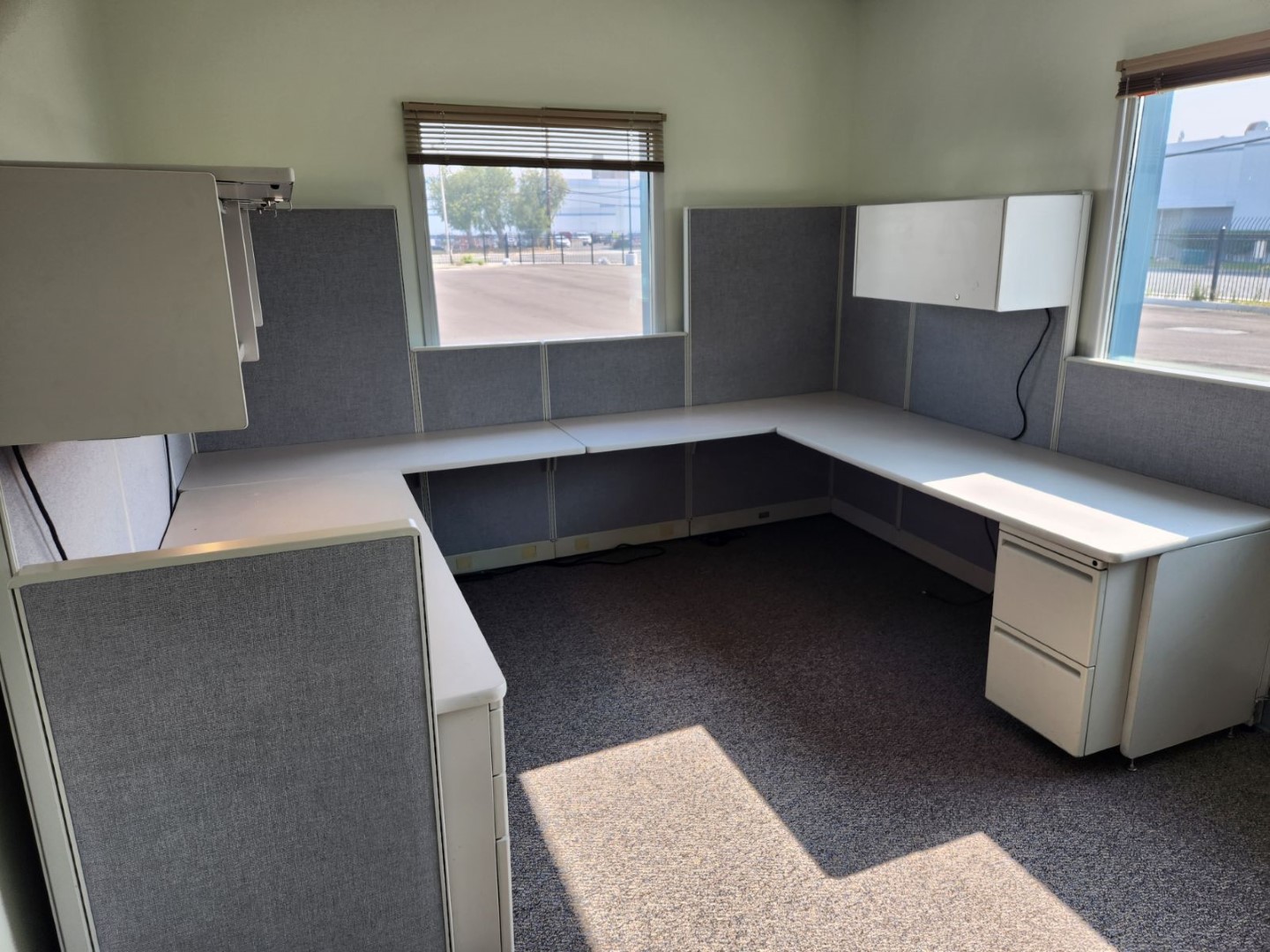 Office work surfaces | Completed
