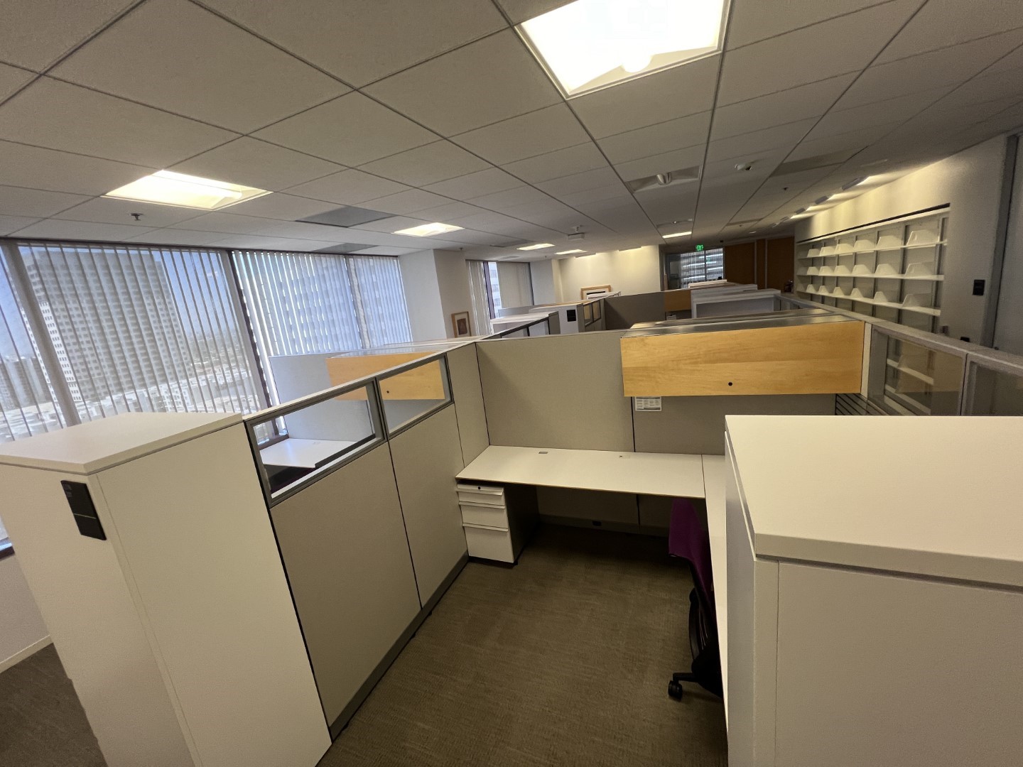 Deloitte Glendale open office before coordinated decommissioning