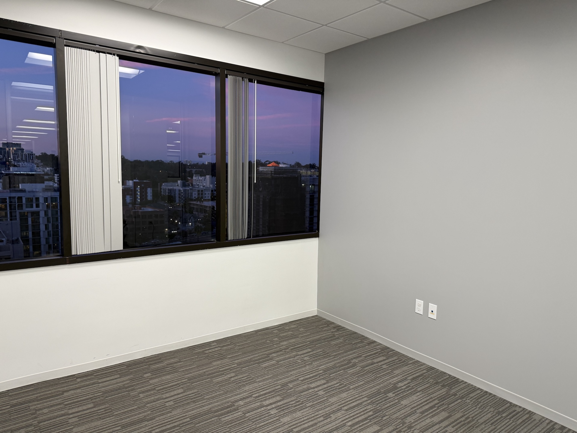 San Diego | Cleared workplace interior