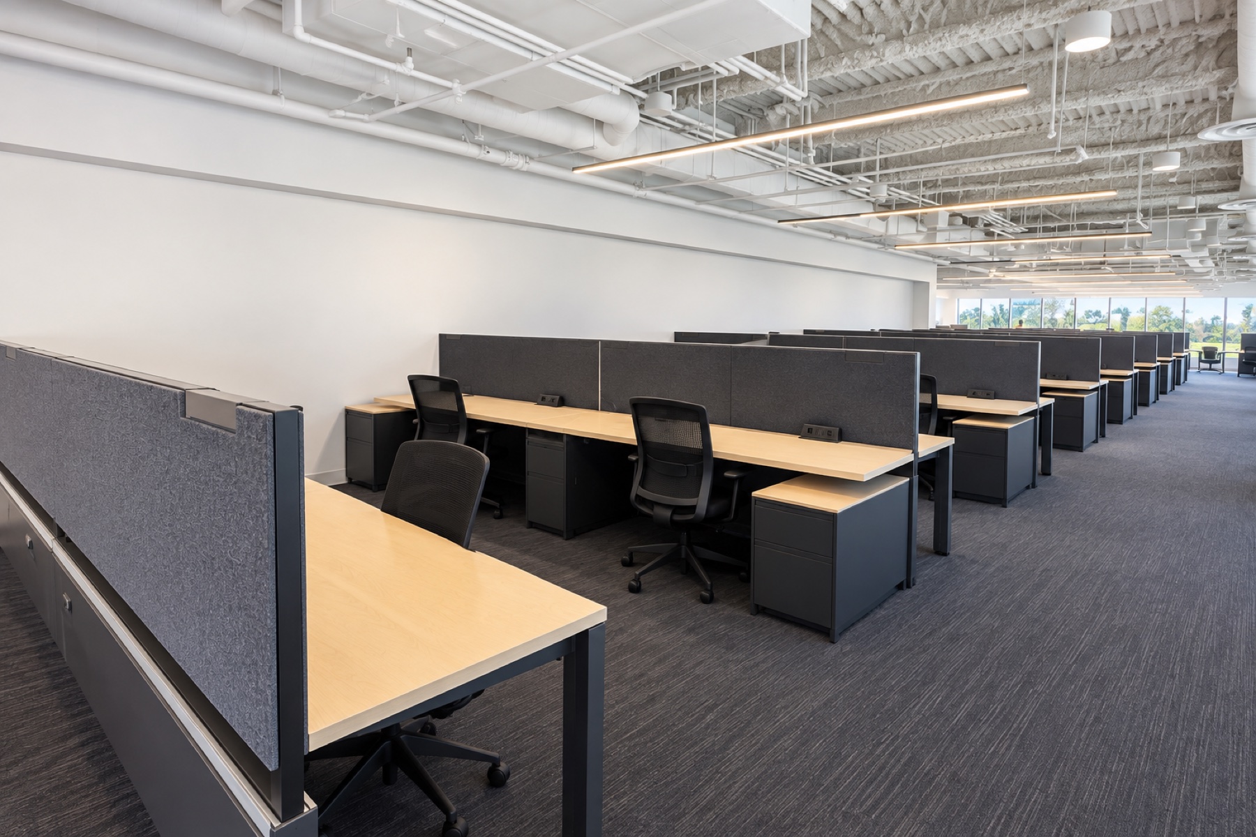 Vans Costa Mesa headquarters workstation layout